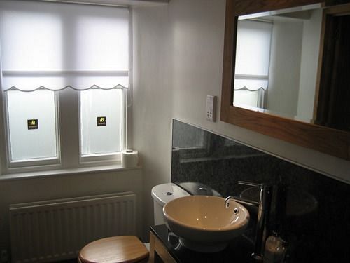 Brookhouse Guest House Clapham  Extérieur photo